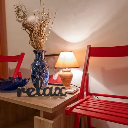 Tatil Evi Orange, A Charming With A Pool & Fenced Garden *